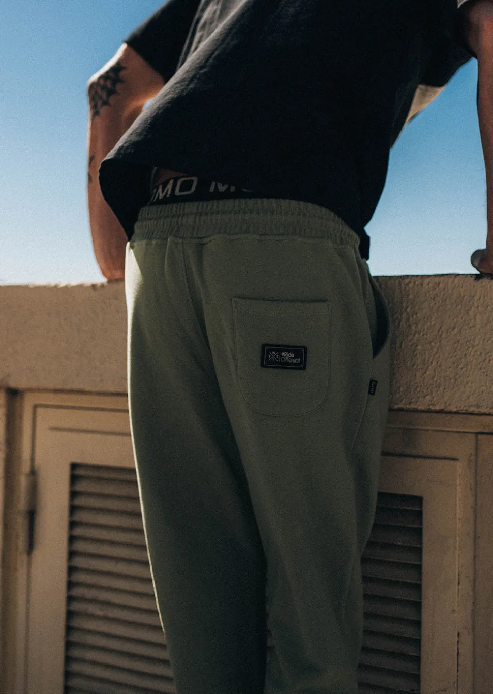 Jogging Yards - Olive